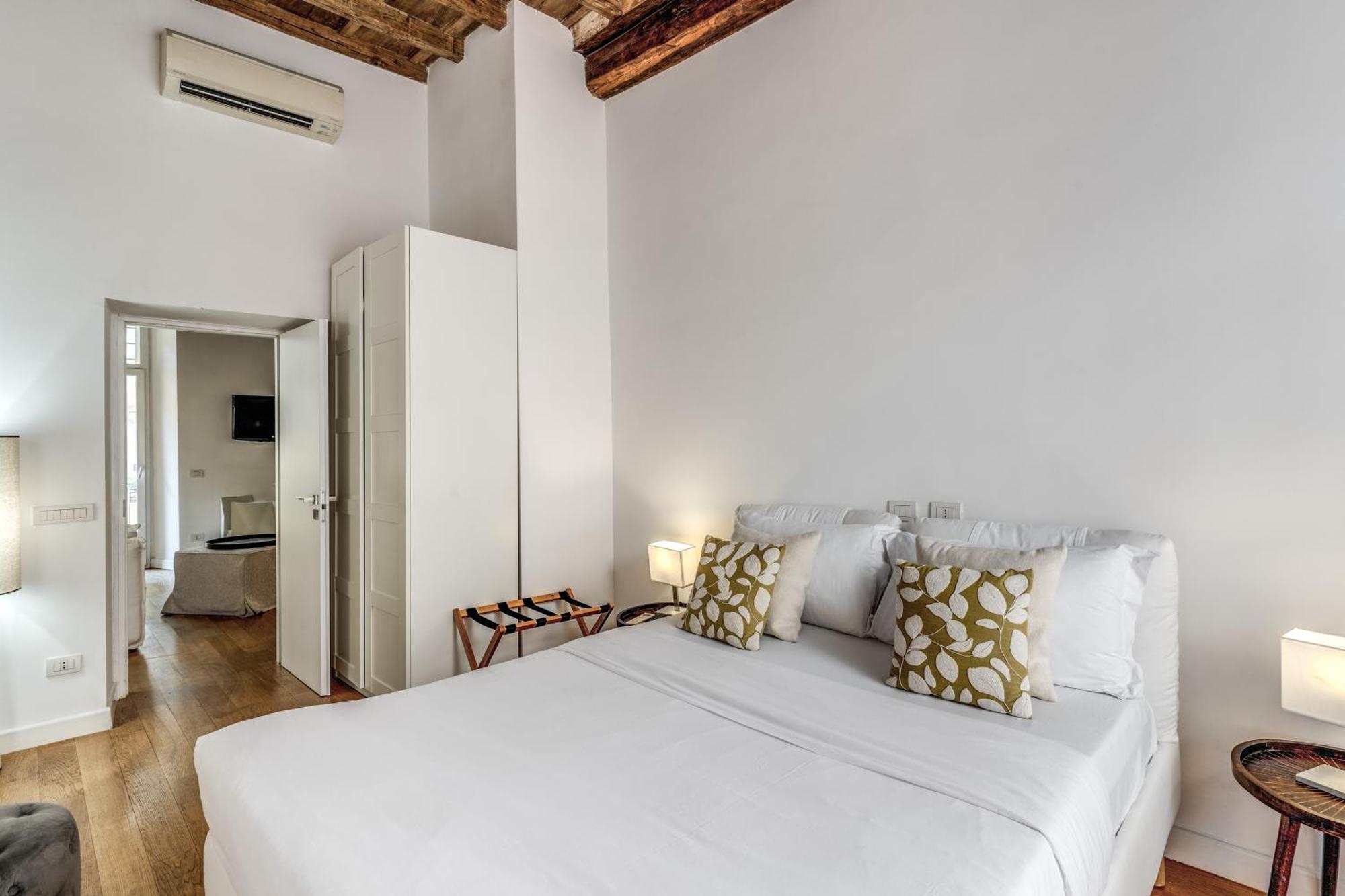 เตรวี บีบี โบ บูทิก โฮเทล Hotel โรม ภายนอก รูปภาพ