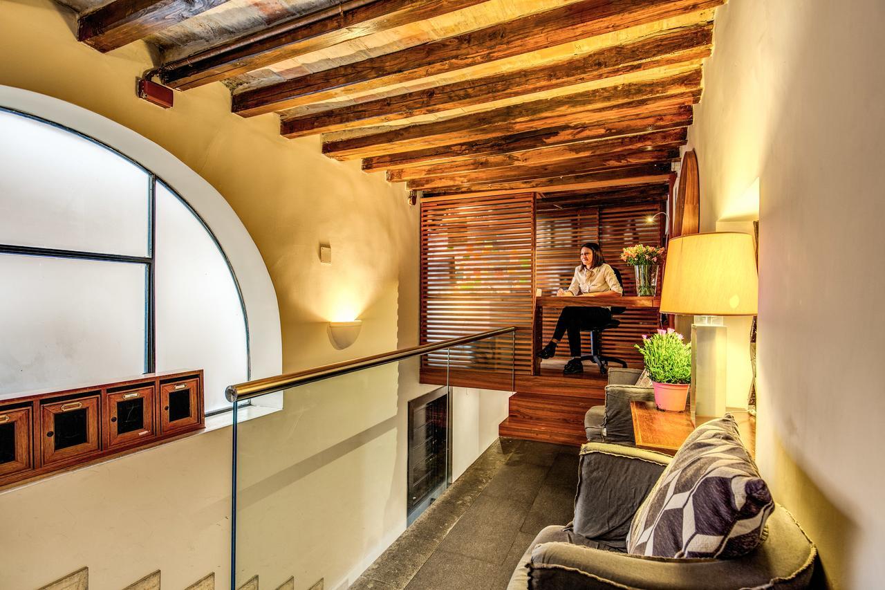 เตรวี บีบี โบ บูทิก โฮเทล Hotel โรม ภายนอก รูปภาพ
